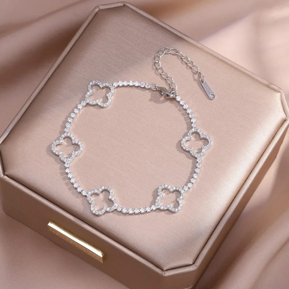 Hollow Flower Zircon Link Bracelet