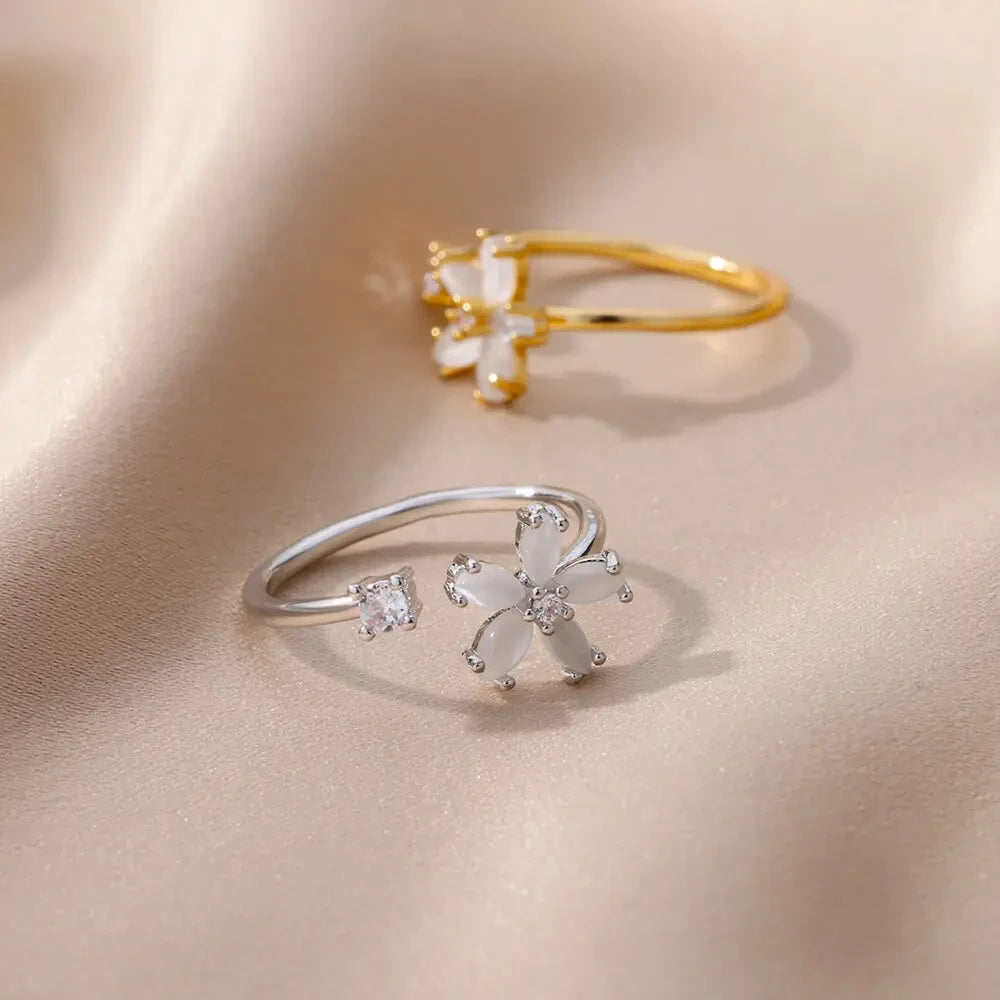 Adjustable Gold Floral Ring